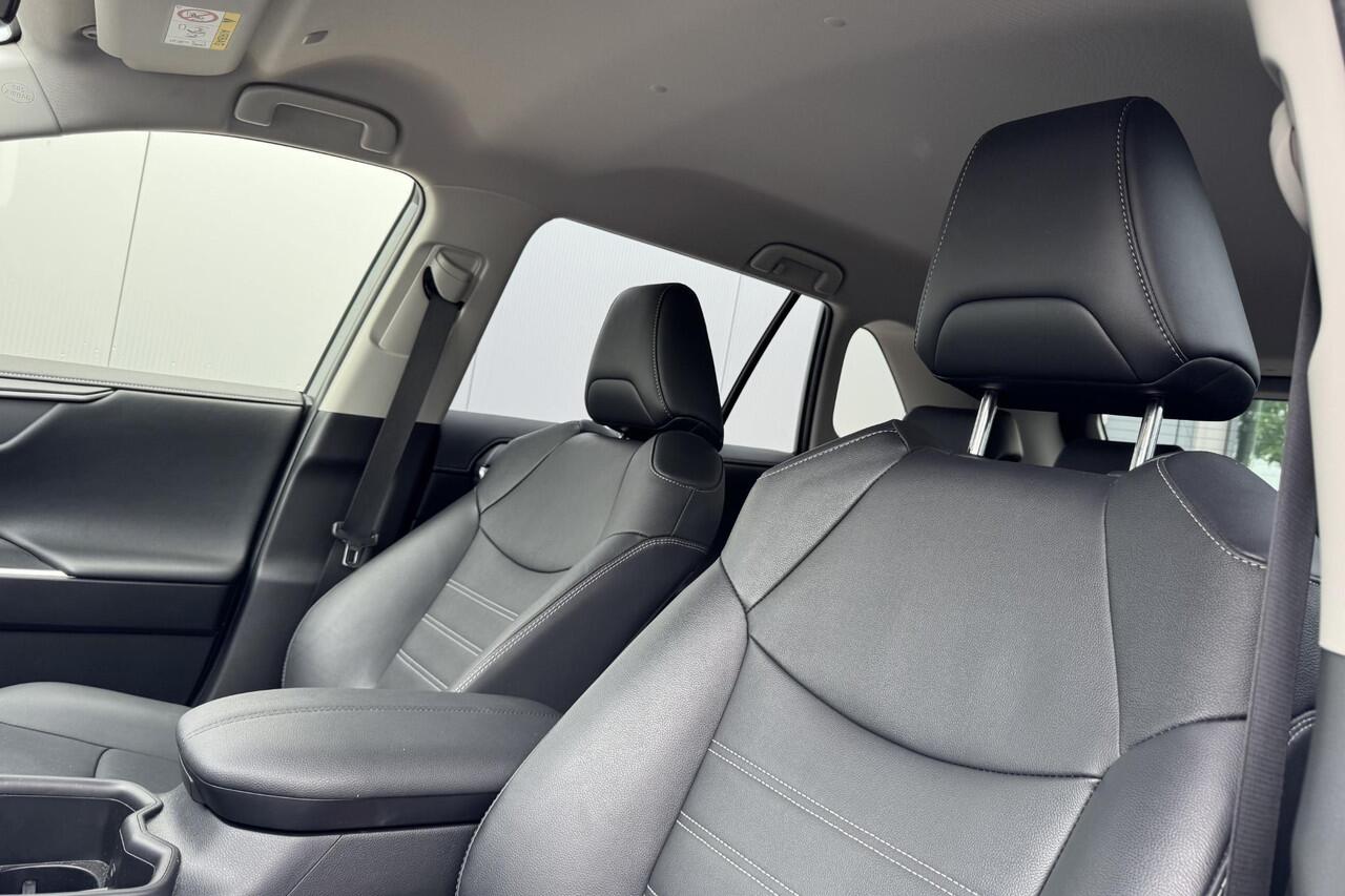 Toyota RAV4 2.5 Hybrid AWD Executive Navigatie, Stoel- & Stuurwielverwarming, Lederen bekleding, Seat memory, Dodehoekdetectie, Parkeersensoren, Achteruitrijcamera