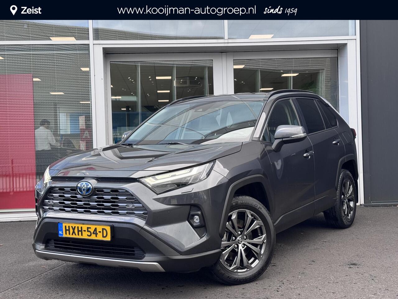 Toyota RAV4 2.5 Hybrid AWD Executive Blind Spot | 18 inch | Zwart leder | Parkeersensoren V+A | Stoel/Stuurwielverwarming