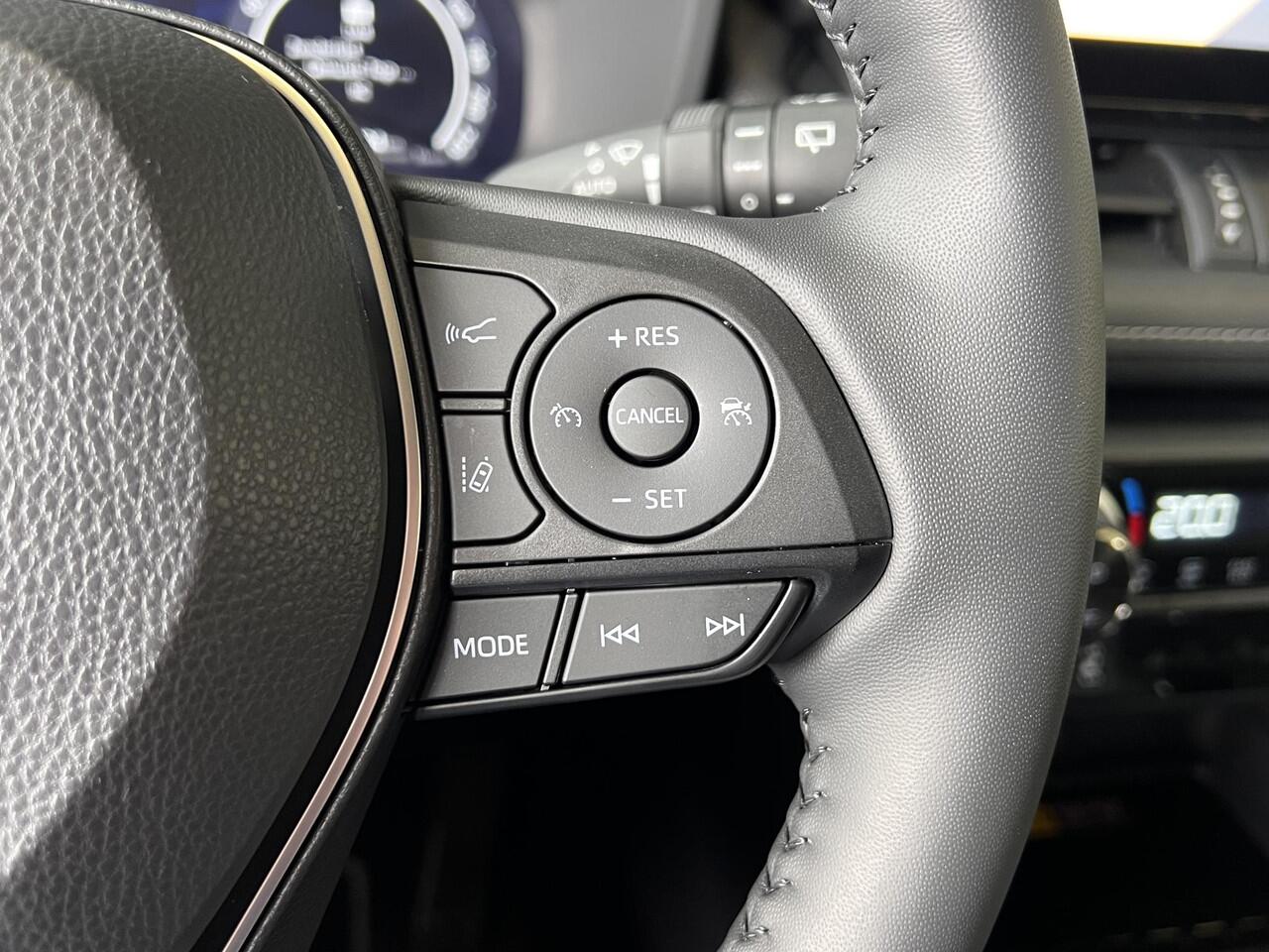 Toyota RAV4 2.5 Hybrid Team D | Dodehoek | PDC V+A | Stoel&Stuur verw. | Elektr.Achterklep | All-in rijklaarprijs