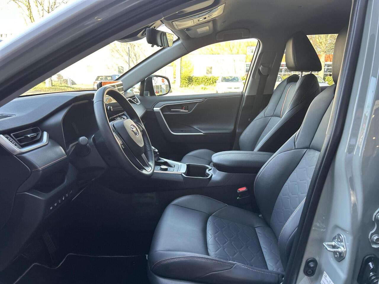 Toyota RAV4 2.5 Hybrid AWD ADVENTURE GERESERVEERD