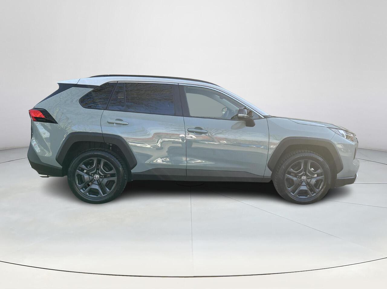 Toyota RAV4 2.5 Hybrid AWD ADVENTURE GERESERVEERD