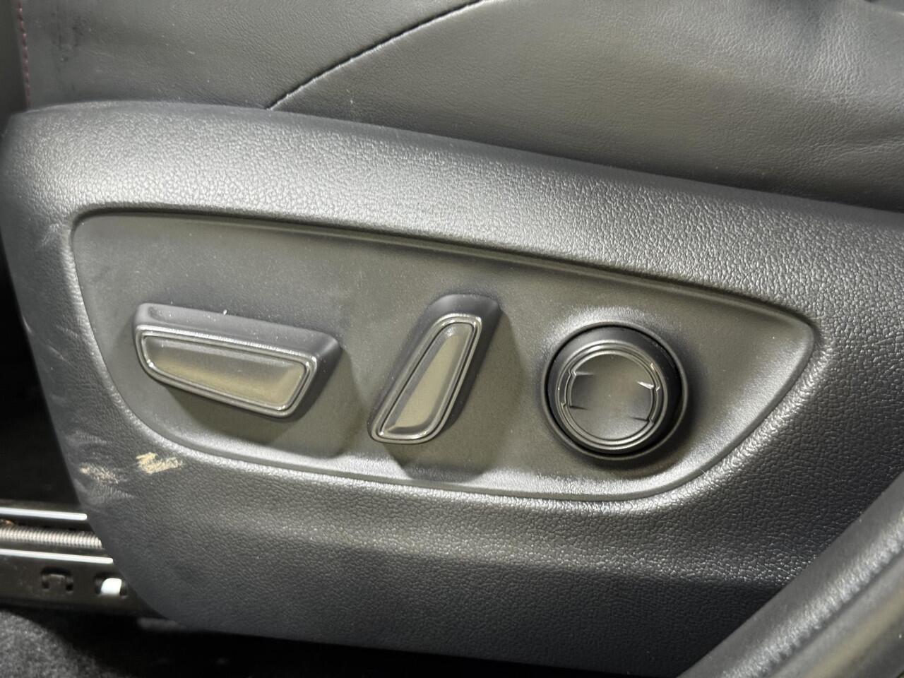 Toyota RAV4 2.5 Plug-in Hybrid AWD Style Plus