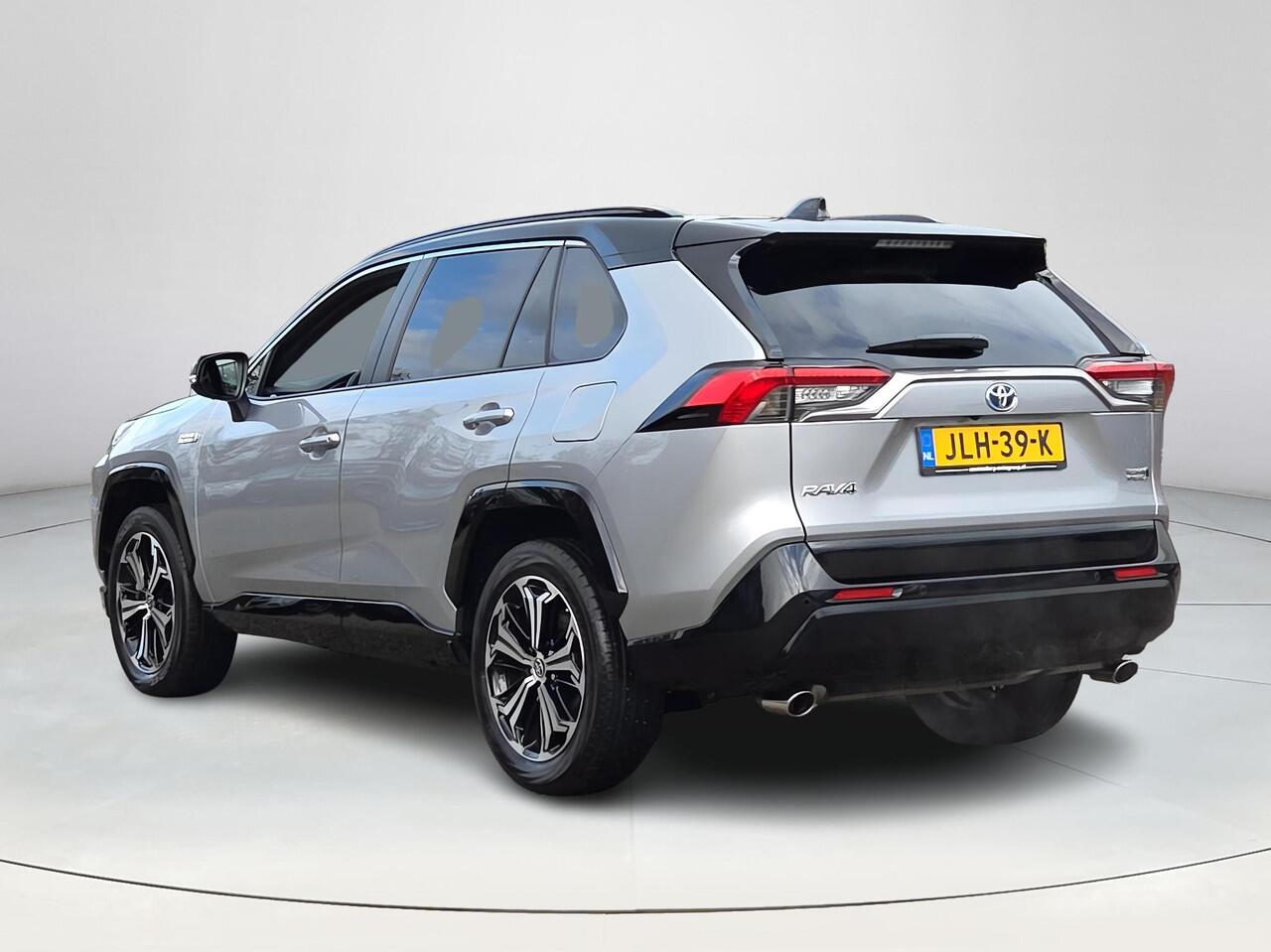 Toyota RAV4 2.5 Plug-in Hybrid AWD Bi-Tone Plus | Panorama | 360 Camera | Apple CarPlay | Rijklaarprijs incl. garantie |