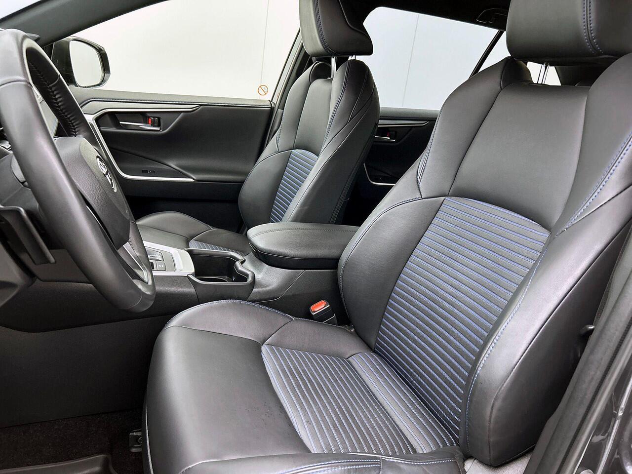 Toyota RAV4 2.5 Hybrid 218PK Style 360-CAMERA | CARPLAY & NAVI | STOF-LEDER | BI-TONE | JBL