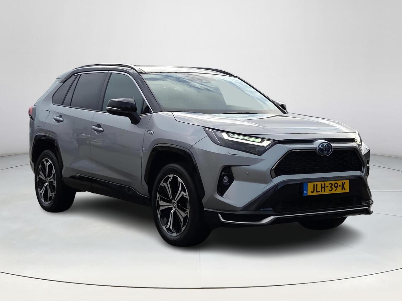 Toyota RAV4 2.5 Plug-in Hybrid AWD Bi-Tone Plus | Panorama | 360 Camera | Apple CarPlay | Rijklaarprijs incl. garantie |