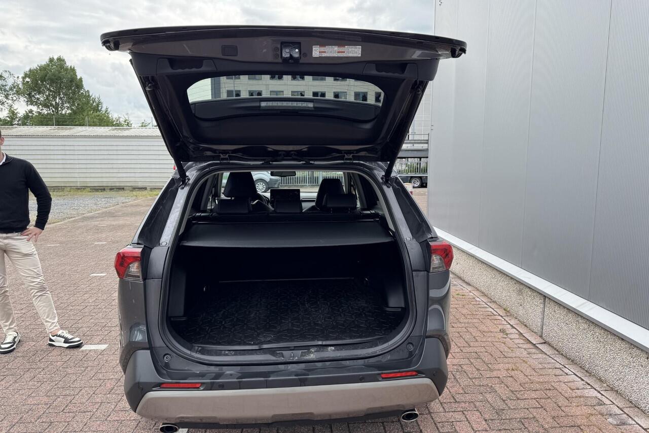 Toyota RAV4 2.5 Hybrid AWD Executive Navigatie, Stoel- & Stuurwielverwarming, Lederen bekleding, Seat memory, Dodehoekdetectie, Parkeersensoren, Achteruitrijcamera
