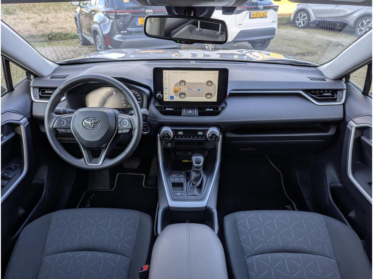 Toyota RAV4 2.5 Hybrid Dynamic Plus | Dodehoek | Elek. achterklep | PDC V+A | Qi-lader | Camera | Navi