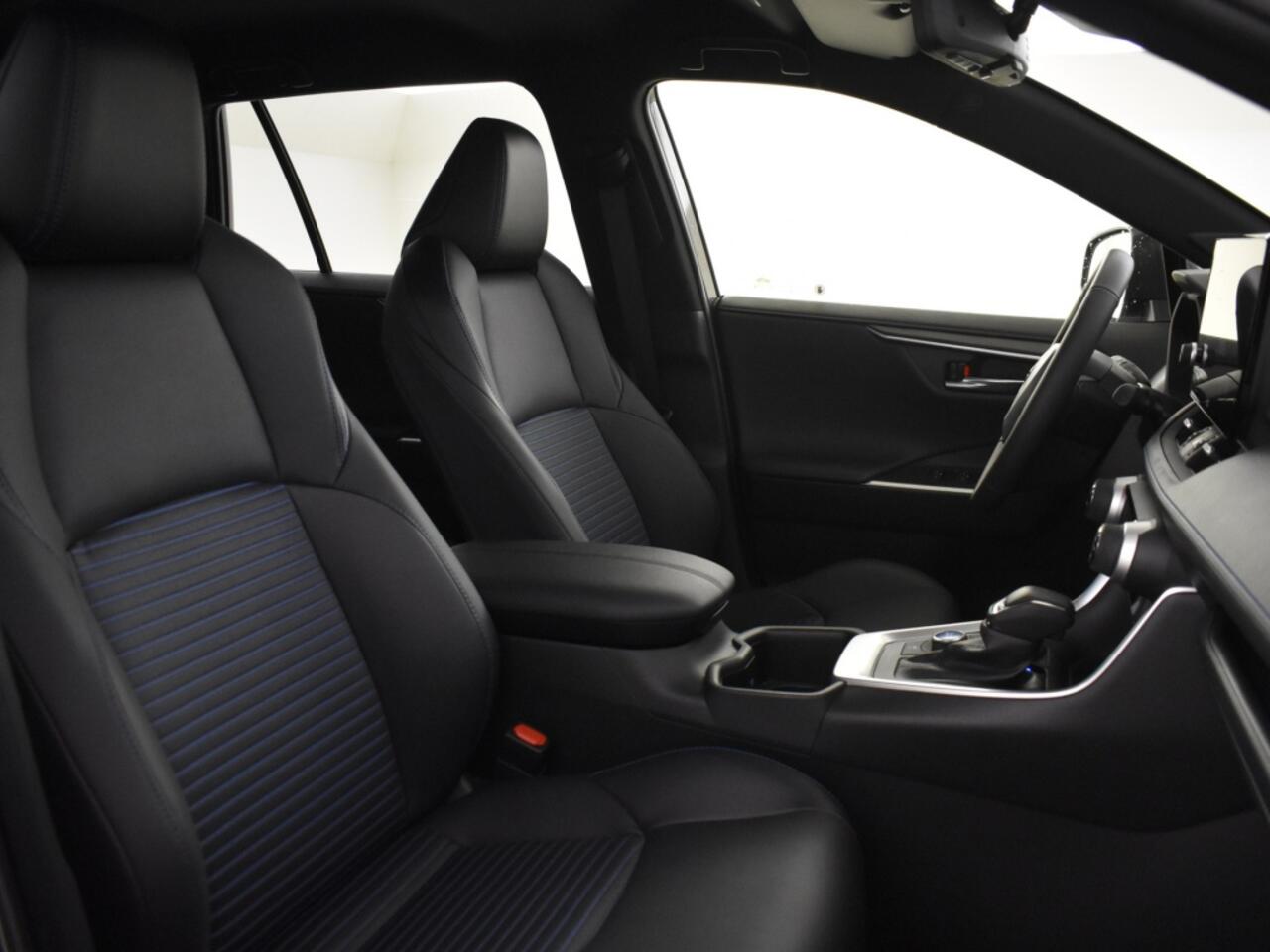 Toyota RAV4 2.5 Hybrid AWD Bi-Tone | JBL | BLIS | 360 Camera