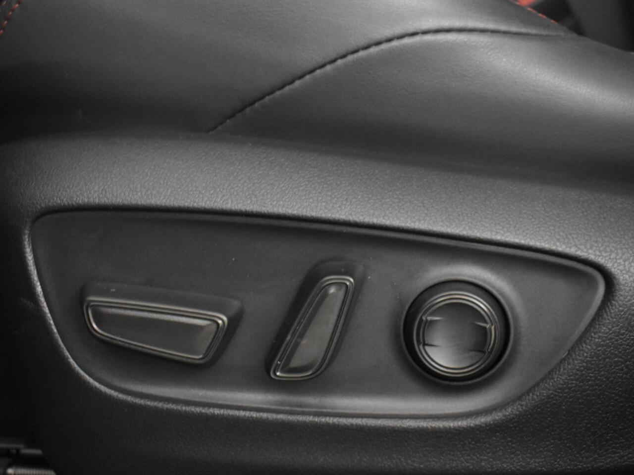 Toyota RAV4 2.5 Plug-in Hybride AWD Style Bi-Tone | Innovation pack |