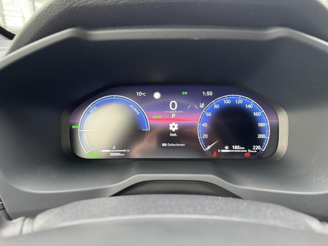 Toyota RAV4 2.5 Hybrid AWD GR SPORT Blind spot | 360° camera | Stoelgeheugen | Digitale binnenspiegel | Stoel/stuurwielverwarming | Keyless | Navigatie Apple CarPlay/Android Auto |