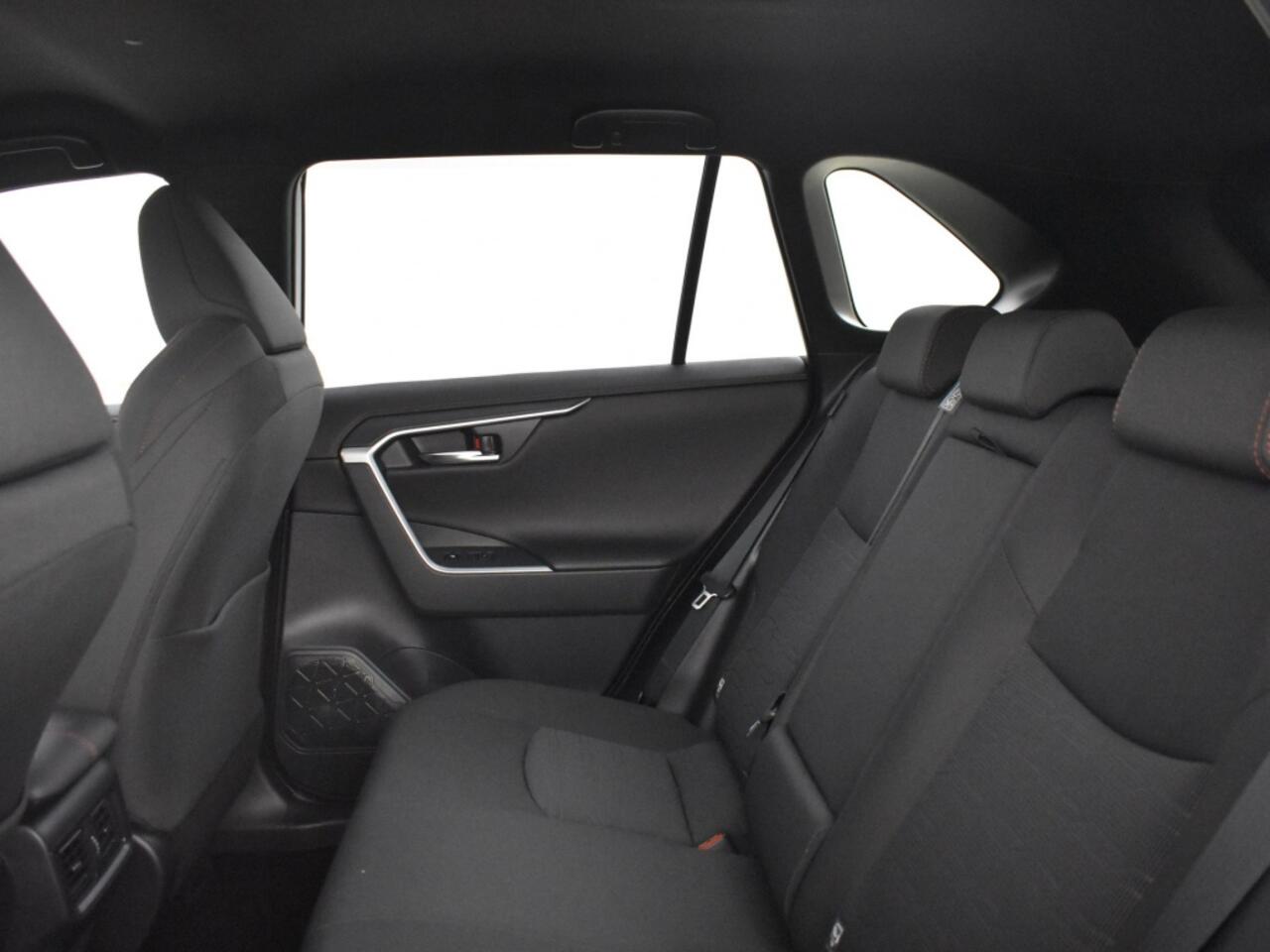 Toyota RAV4 AWD 2.5 Plug - In Hybrid Dynamic 300 | PDC V+A | Stoelverwarming