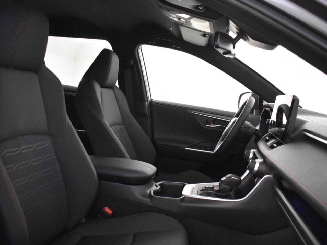 Toyota RAV4 AWD 2.5 Plug - In Hybrid Dynamic 300 | PDC V+A | Stoelverwarming