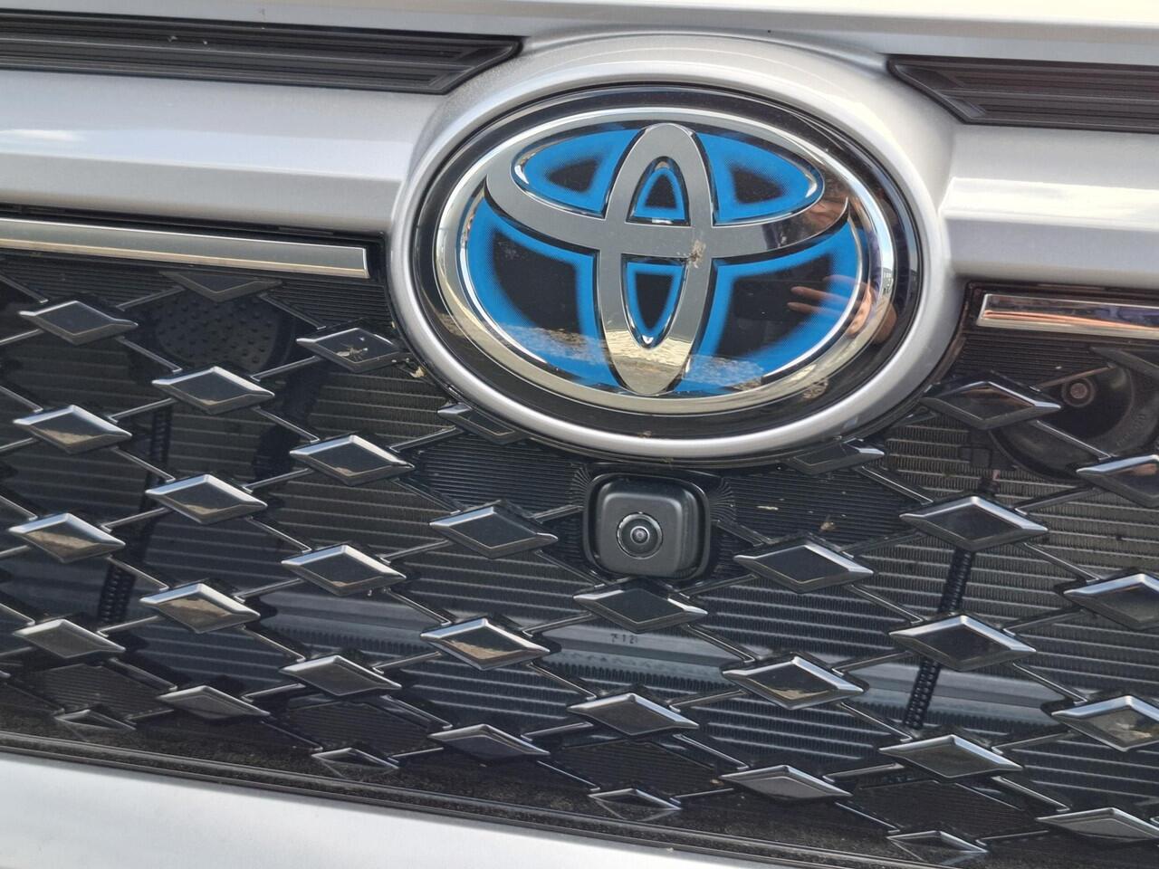 Toyota RAV4 2.5 Plug-in Hybrid AWD Bi-Tone Plus | Schuif/kantel dak | JBL | BSM | Stoel verw+ventilatie | 360gr. camera | HUD |