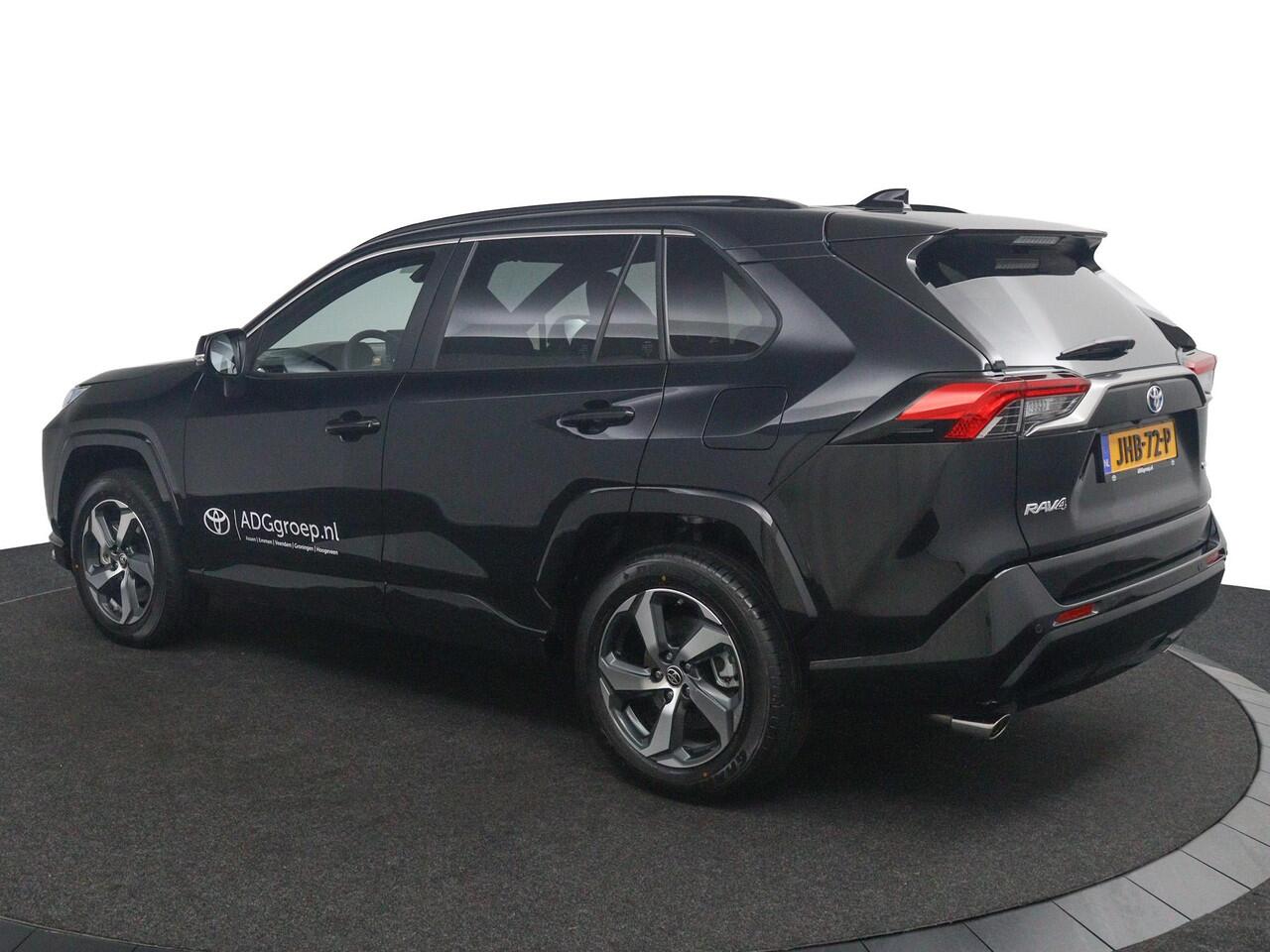 Toyota RAV4 2.5 Plug-in Hybrid AWD Dynamic | Direct Leverbaar | Stoelverwarming | Elektrisch verstelbare Bestuurdersstoel | Parkeersensoren Rondom |