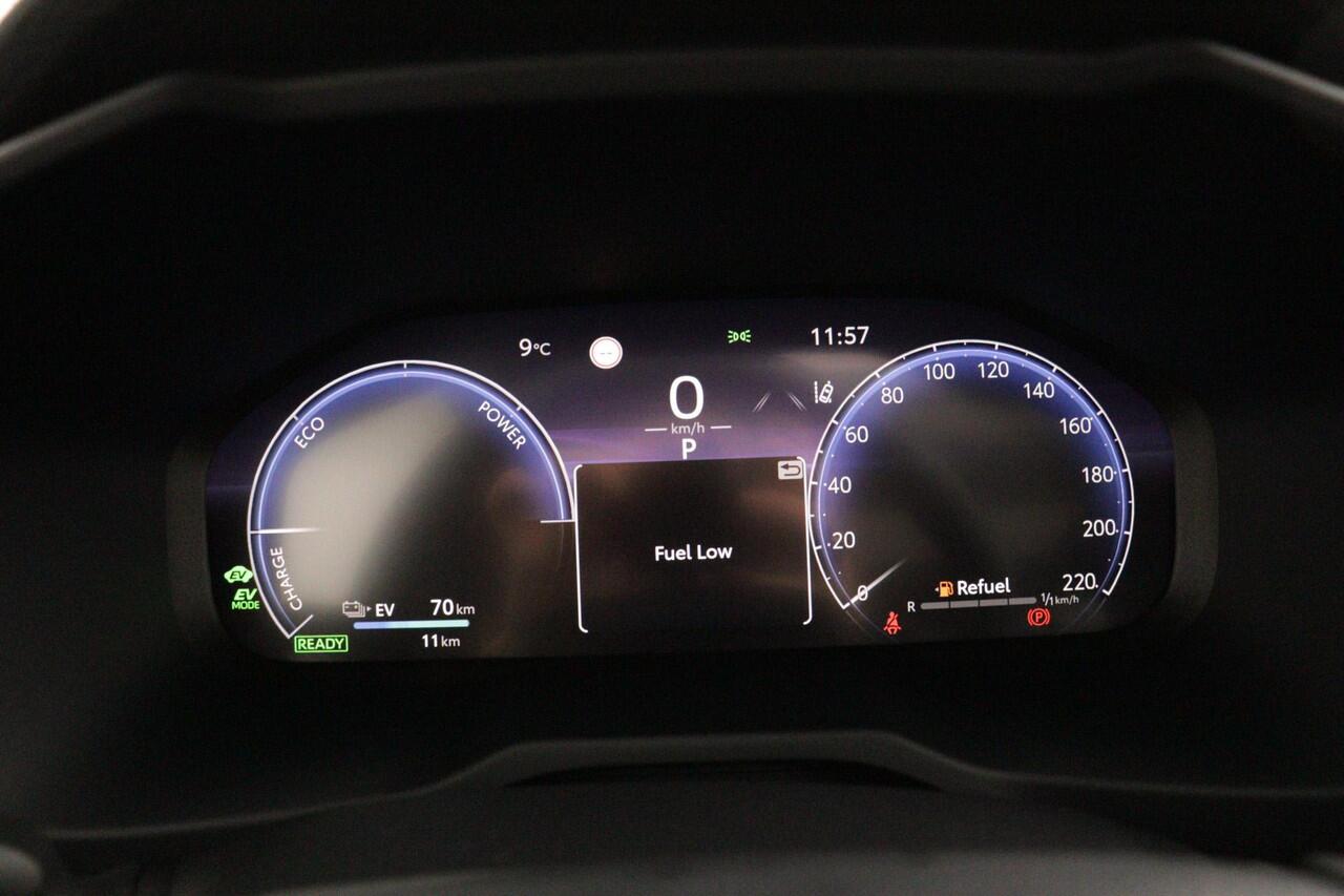 Toyota RAV4 2.5 Plug-in Hybrid AWD Bi-Tone Plus | Nieuwe Auto | Leer | 360Camera | Stoelverwarming | JBL Audio |