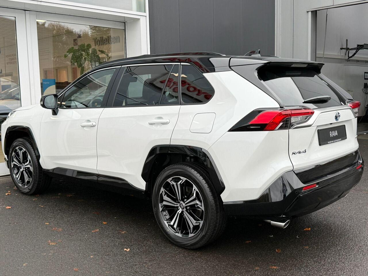 Toyota RAV4 2.5 Plug-in Hybrid AWD Bi-Tone Plus NIEUW! Direct leverbaar, laatste in het NL!
