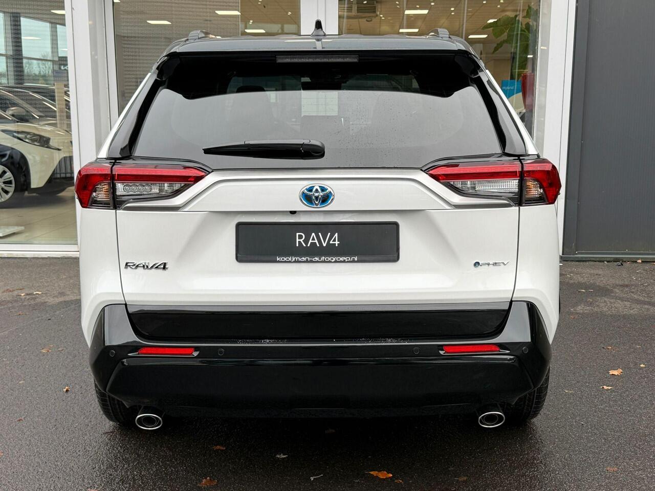 Toyota RAV4 2.5 Plug-in Hybrid AWD Bi-Tone Plus NIEUW! Direct leverbaar, laatste in het NL!
