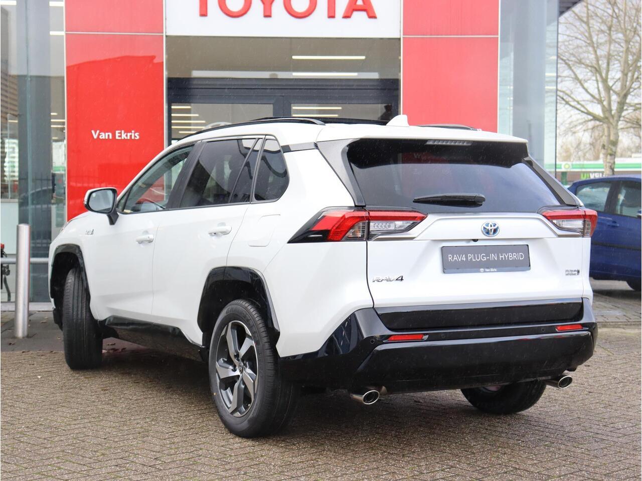 Toyota RAV4 2.5 Plug-in Hybrid AWD Style, Schuifdak, JBL audio , Stuurverwarming