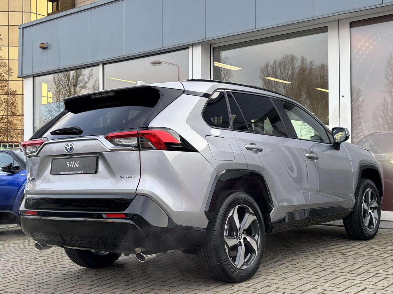Toyota RAV4 2.5 Plug-in Hybrid AWD Dynamic Nieuw uit voorraad leverbaar!