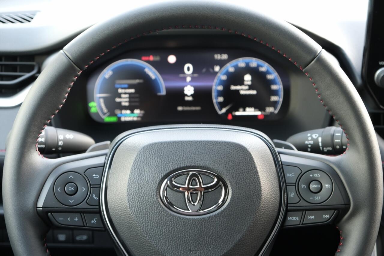 Toyota RAV4 Plug-in Hybrid 300 Style Automaat | Apple Carplay / Android auto