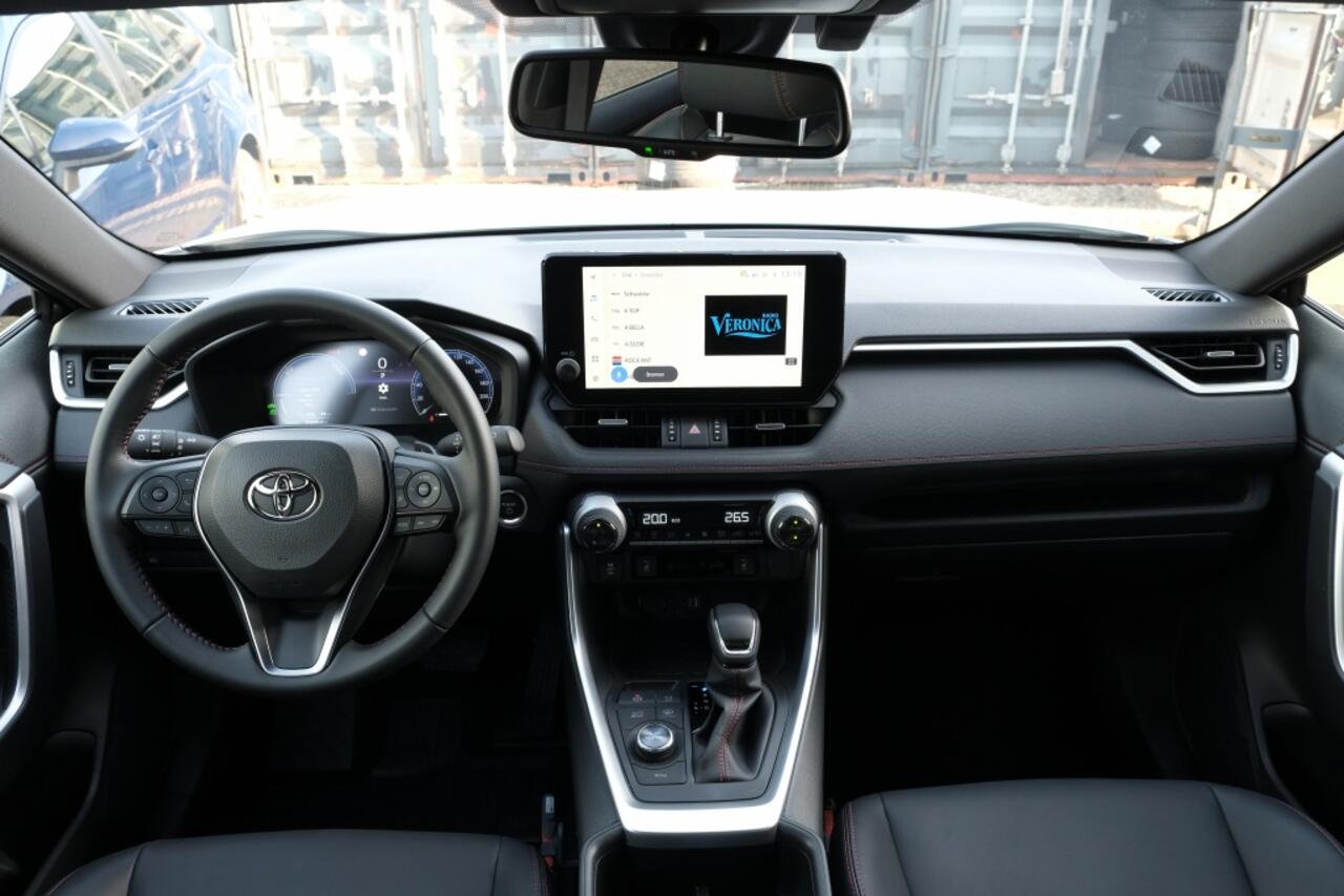Toyota RAV4 Plug-in Hybrid 300 Style Automaat | Apple Carplay / Android auto