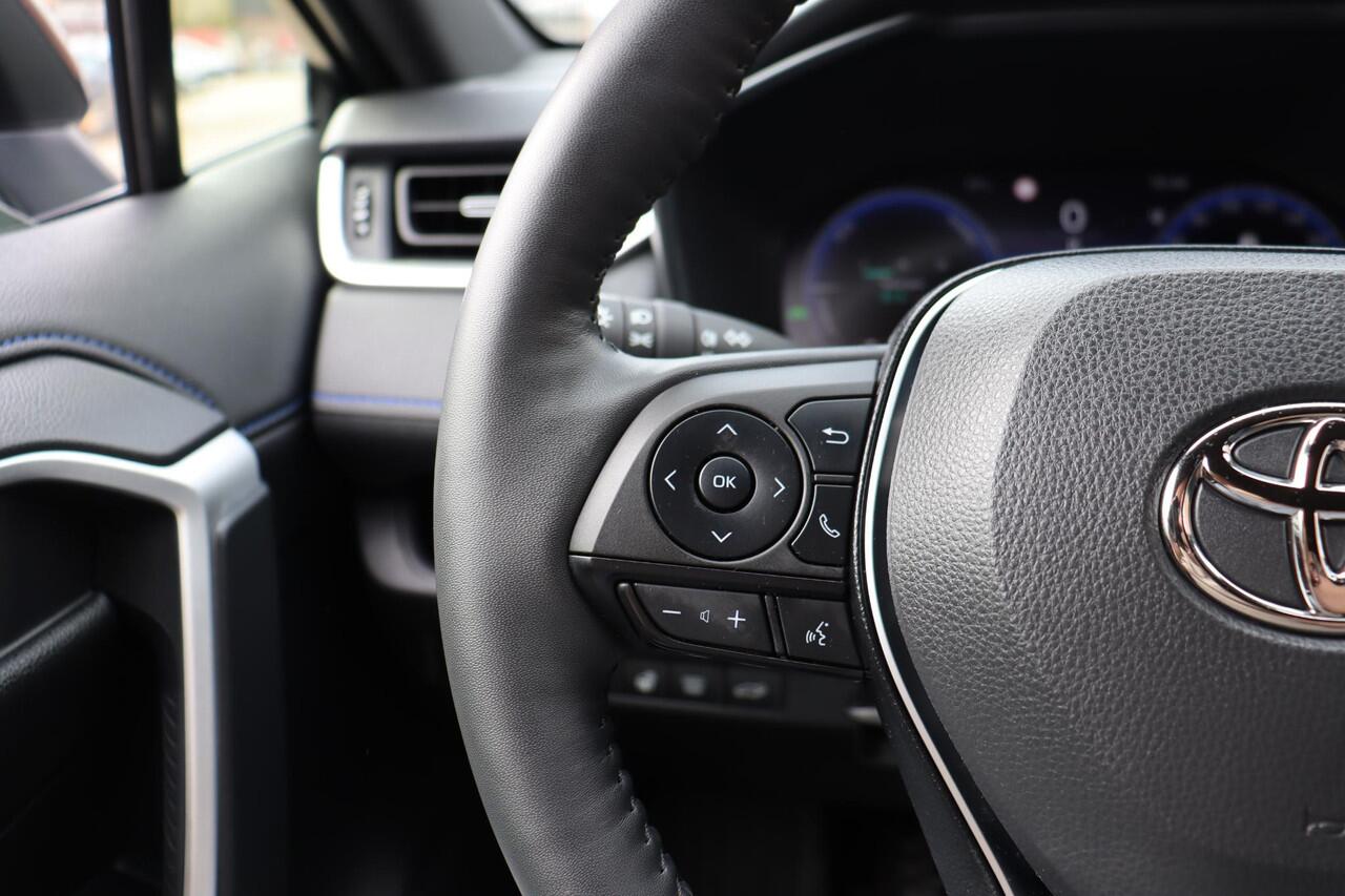 Toyota RAV4 2.5 Hybrid AWD BiTone, Stuurverwarming