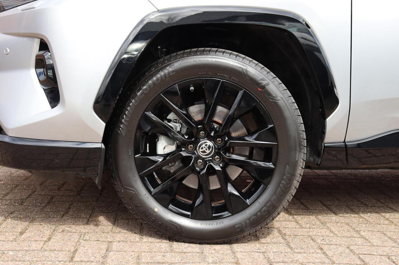 Toyota RAV4 2.5 Hybrid AWD BiTone, Stuurverwarming