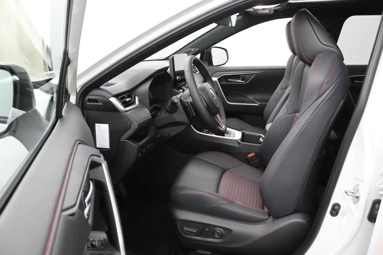 Toyota RAV4 2.5 Plug-in Hybrid AWD Limited Edition | Panoramadak | 360 Camera | Navigatie | Elektrisch verstelbare bestuurdersstoel |