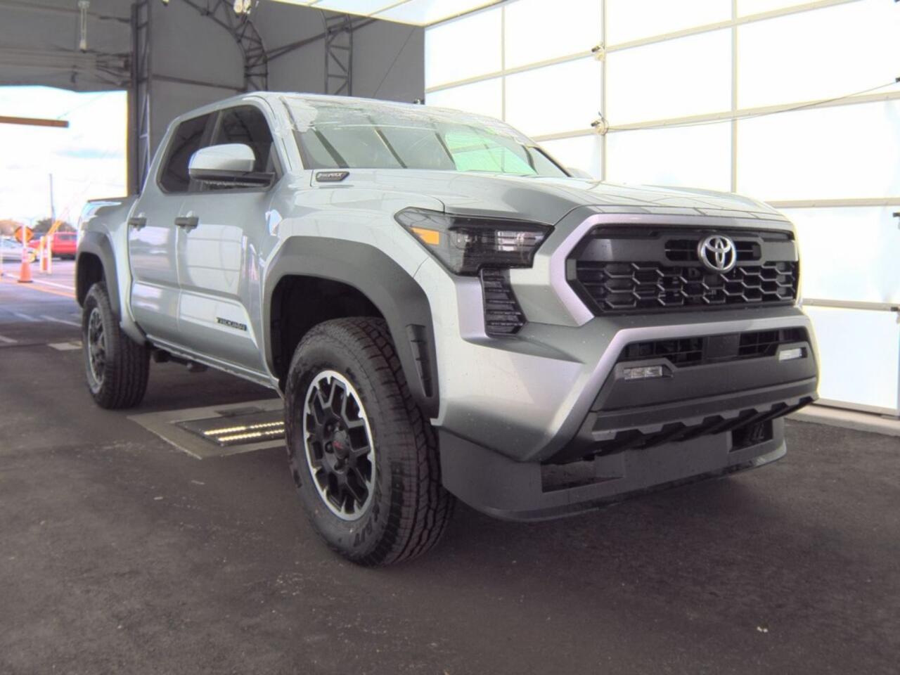 Toyota TACOMA TRD Off Road Hybrid 4x4 iForce Max