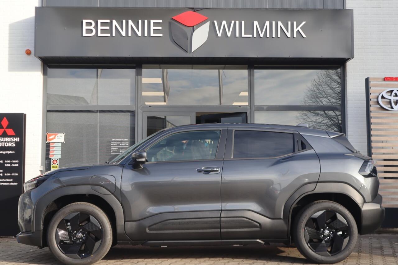 Toyota URBAN CRUISER Dynamic 61 kWh