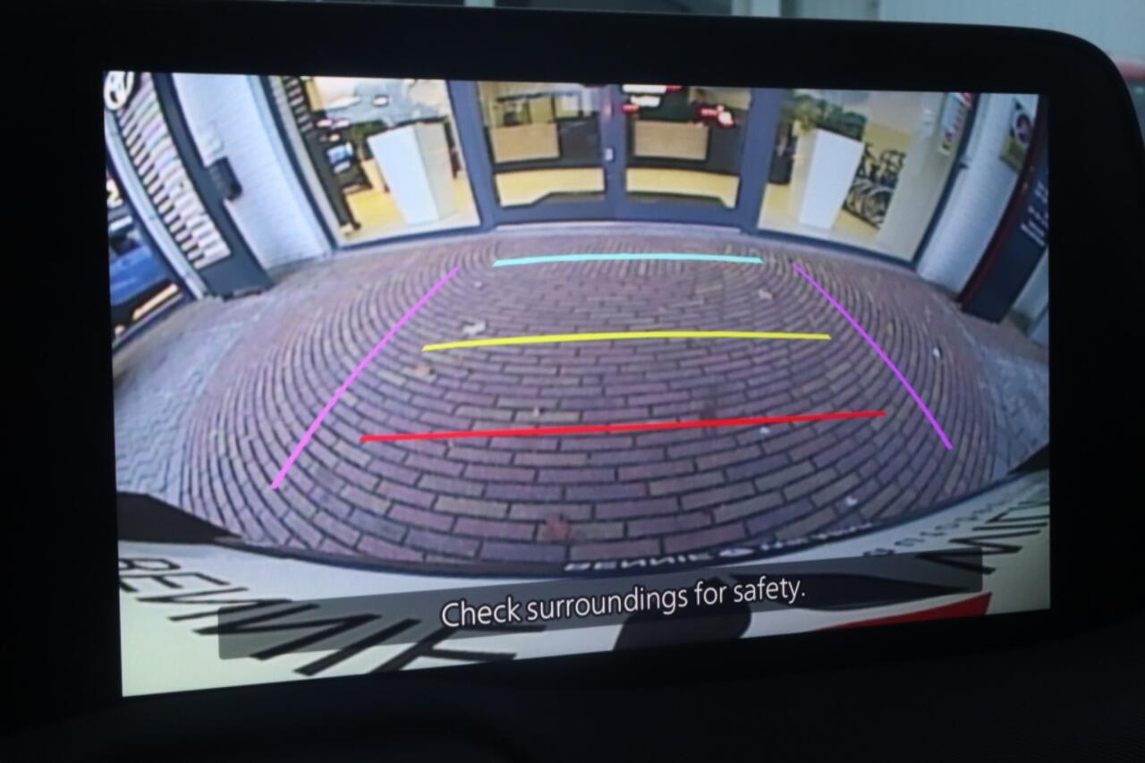 Toyota URBAN CRUISER Dynamic 61 kWh