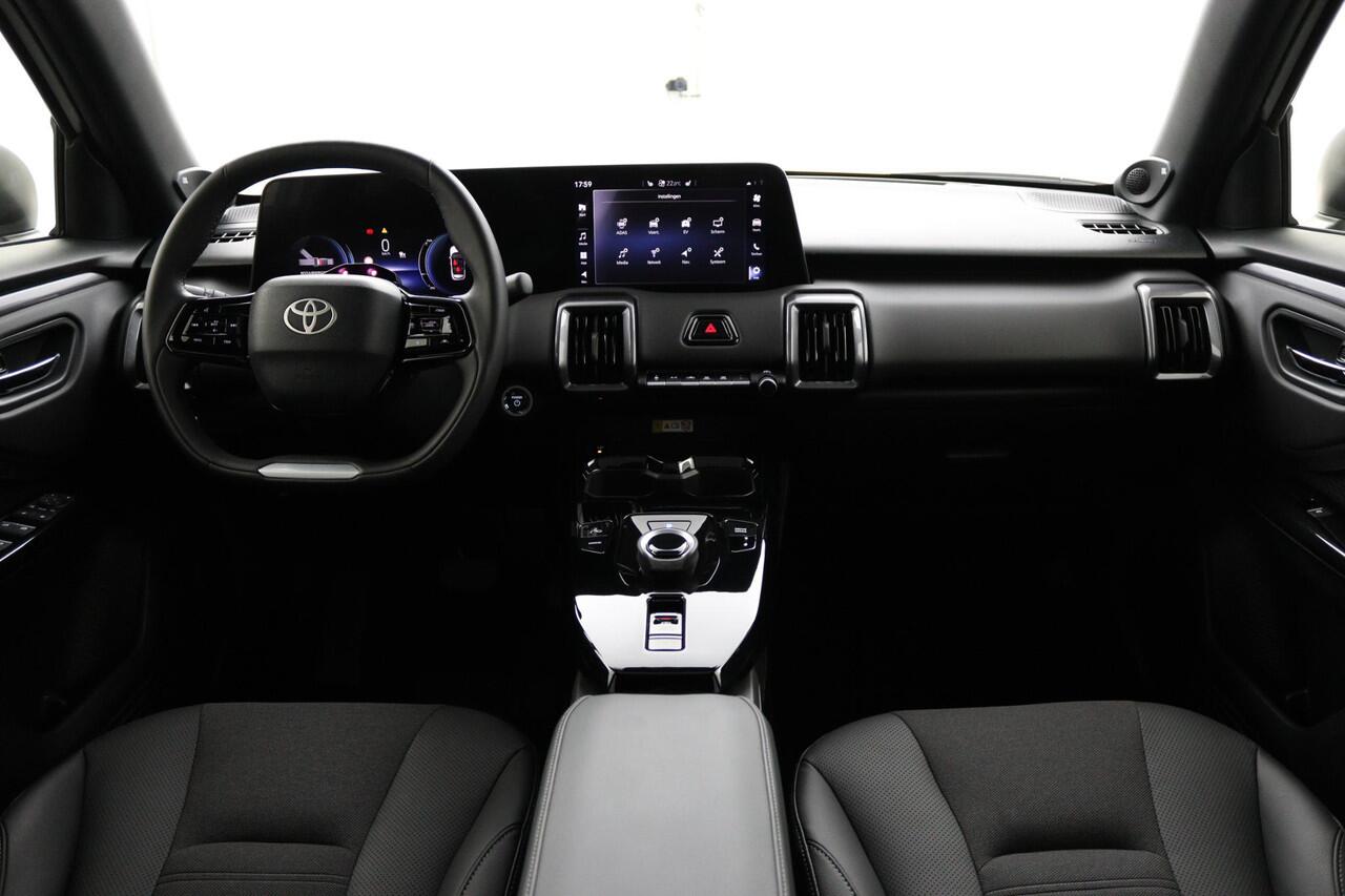 Toyota URBAN CRUISER Executive 61 kWh | Nieuw model! |