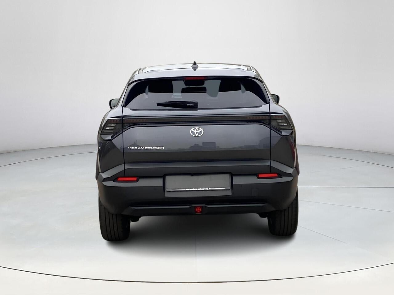 Toyota URBAN CRUISER Dynamic 61 kWh | Nieuwe auto | Direct uit voorraad leverbaar |