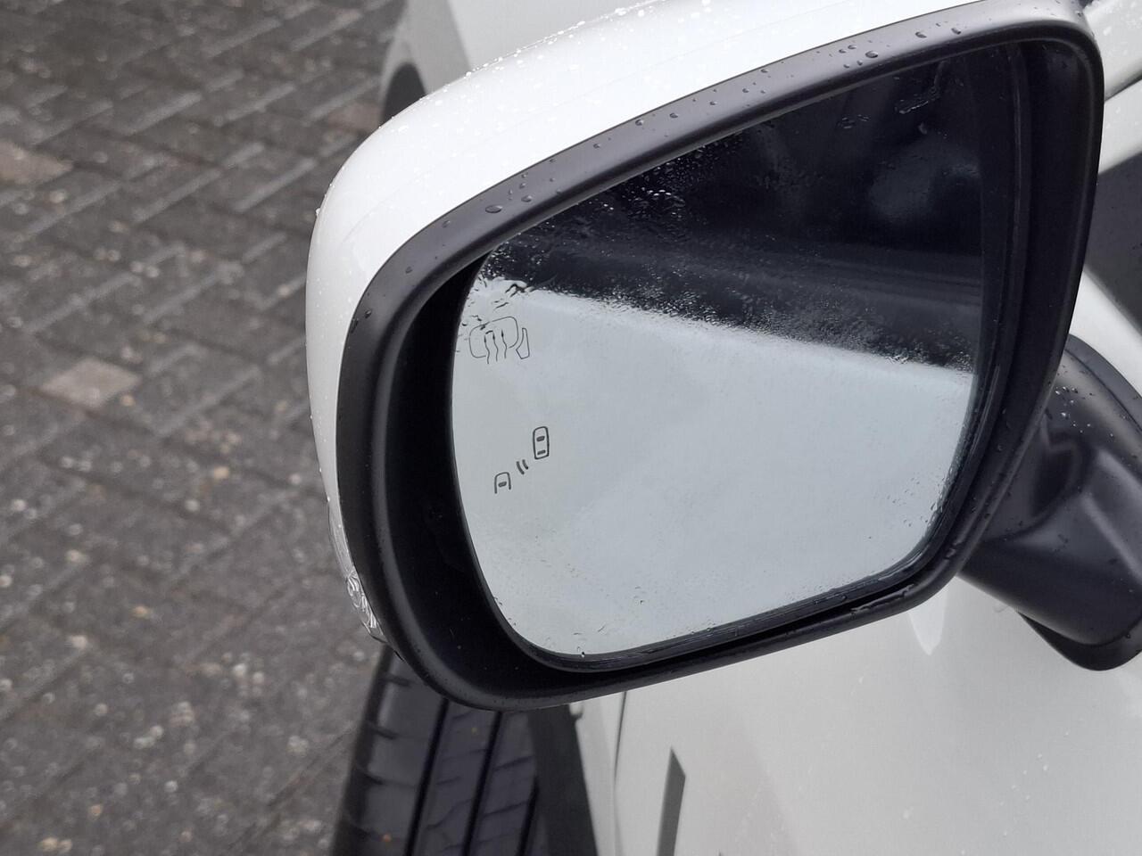 Toyota URBAN CRUISER Executive 61 kWh | JBL Premium Sound | Panoramadak | 360 camera | Adaptive High Beam |