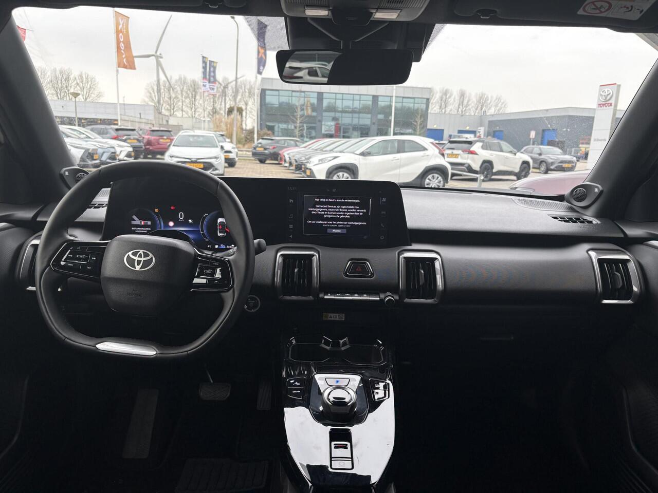 Toyota URBAN CRUISER Executive 61 kWh JBL Premium Sound | Panoramadak | 360 camera