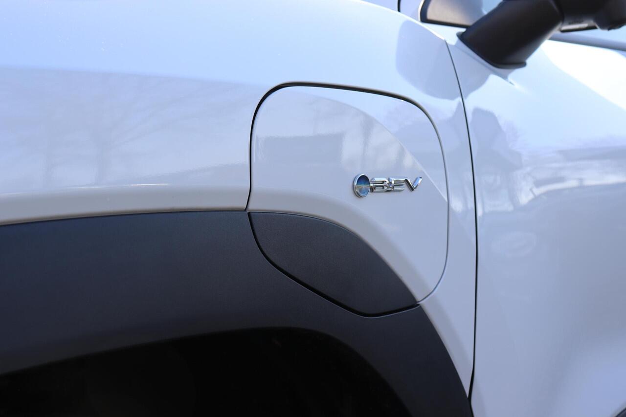 Toyota URBAN CRUISER Executive 61 kWh , Nieuw en snel leverbaar (september 2026) met ¤1500 inruilvoordeel