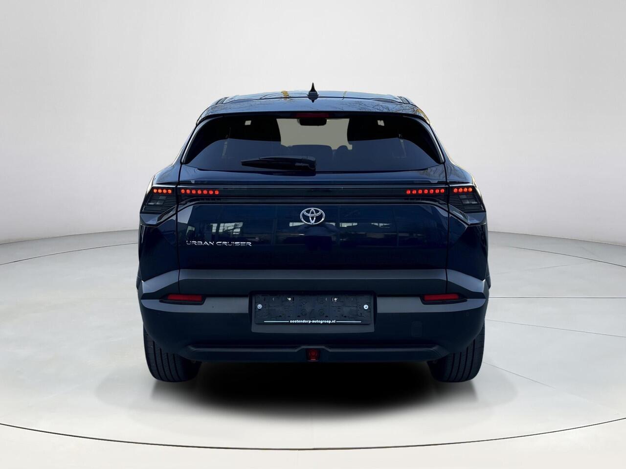 Toyota URBAN CRUISER Executive 61 kWh **CELESTIAL BLUE/ NIEUWE AUTO**