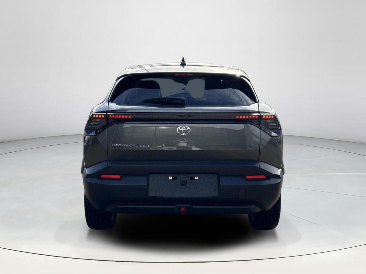 Toyota URBAN CRUISER Executive 61 kWh **LAND BREEZE GREEN/ NIEUWE AUTO/ DIRECT LEVERBAAR**