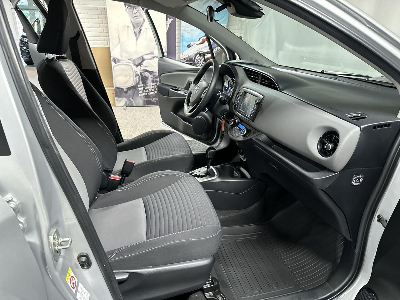 Toyota YARIS 1.5 Hybrid Active