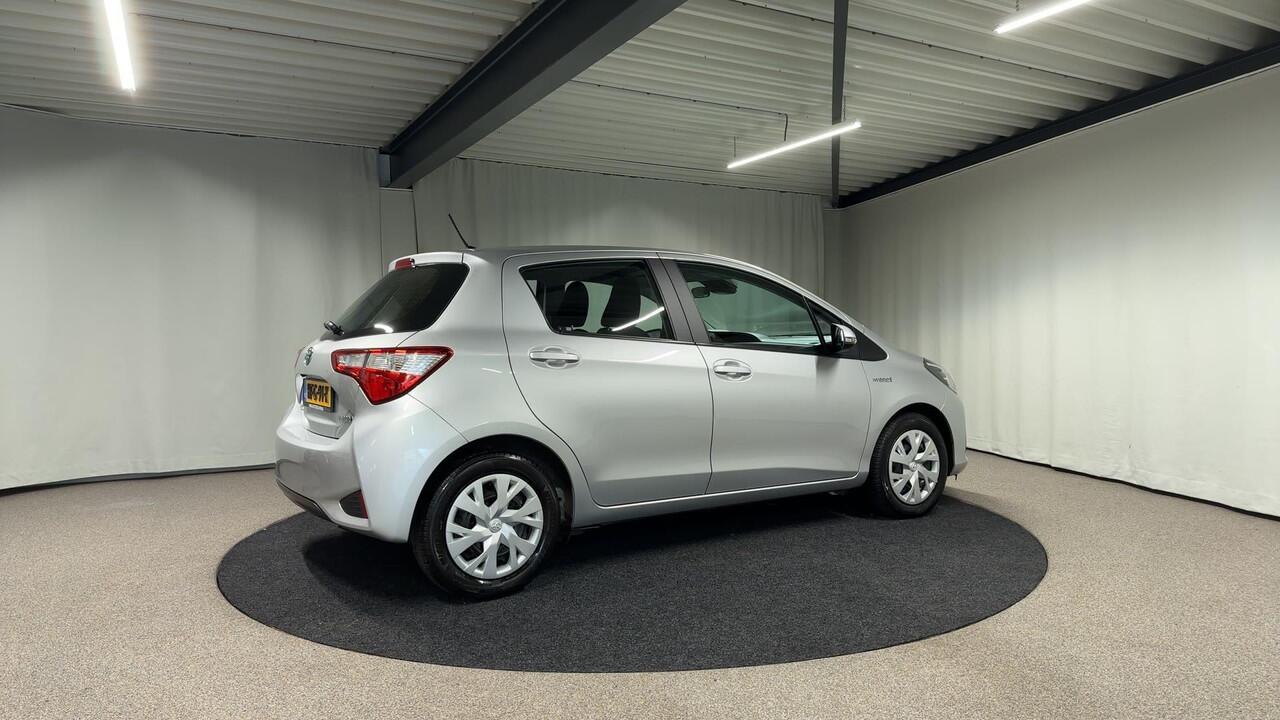 Toyota YARIS 1.5 Hybrid Active