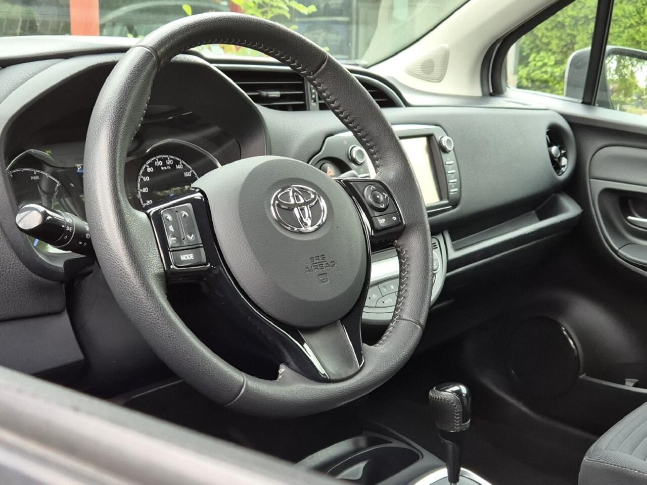 Toyota YARIS 1.5 Hybrid Automaat Design Sport | Stoelverwarming