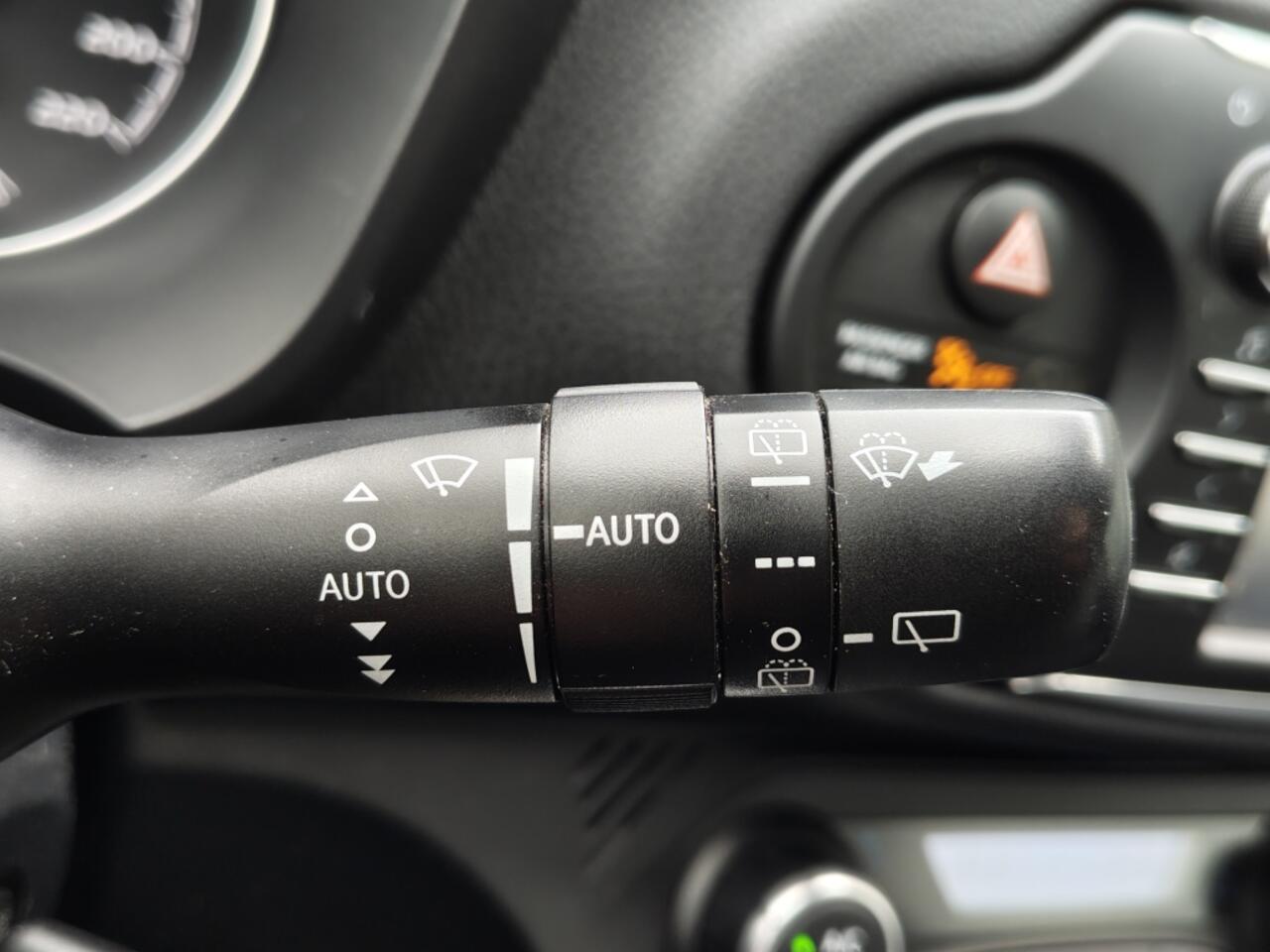 Toyota YARIS 1.5 Hybrid Dynamic | Cruise | Stoelverwarming | Achteruitrijcame