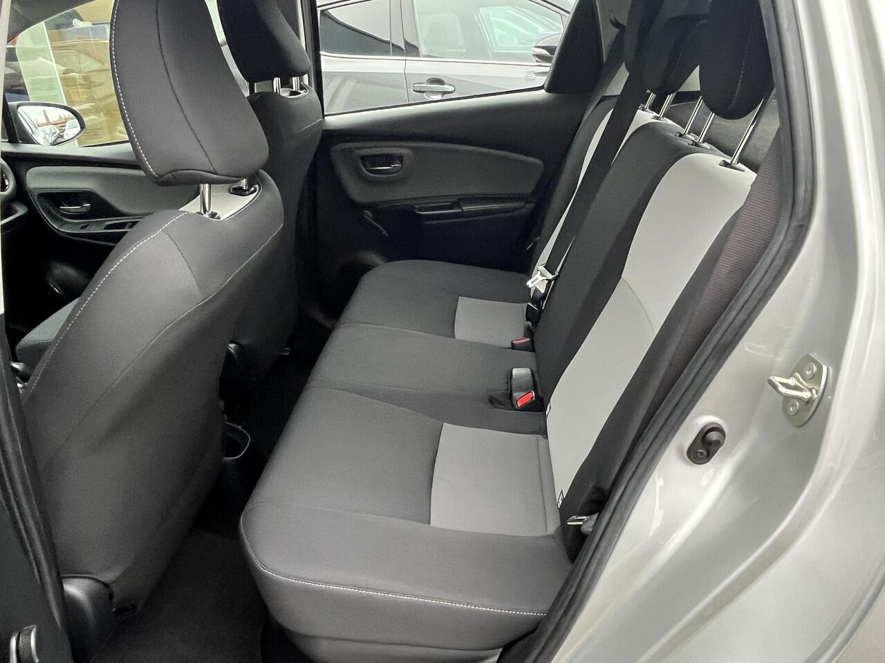 Toyota YARIS 1.5 Hybrid Aspiration | Navigatie | Cruise Control | Climate Control | Toyota garantie tot 2028!