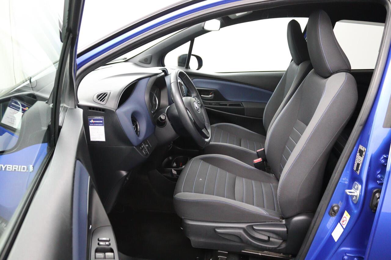 Toyota YARIS 1.5 Hybrid Bi-Tone | Led Verlichting | Achteruitrijcamera | Stoelverwarming | Keyless Start |
