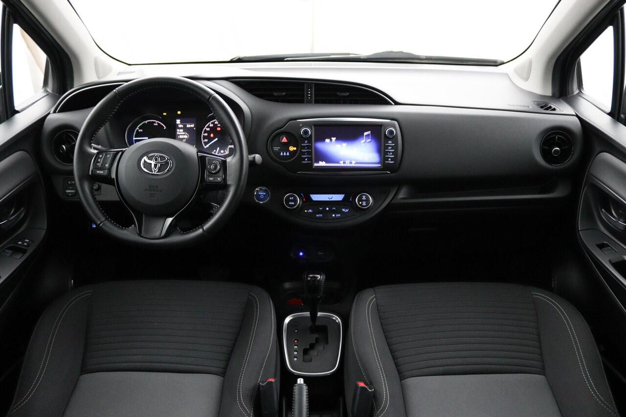 Toyota YARIS 1.5 Hybrid Design Sport | Climate control | Cruisecontrol | Parkeercamera |