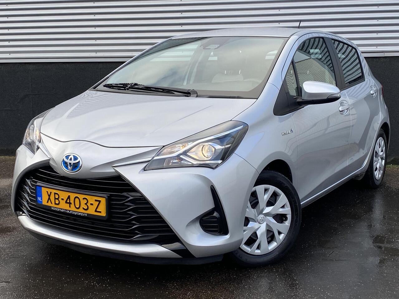 Toyota YARIS 1.5 Hybrid Active Automaat Nieuw geleverd 1e eigenaar, Achteruitrij camera, cruise control, centr. deurvergrendeling, NL-auto, boekjes compleet!