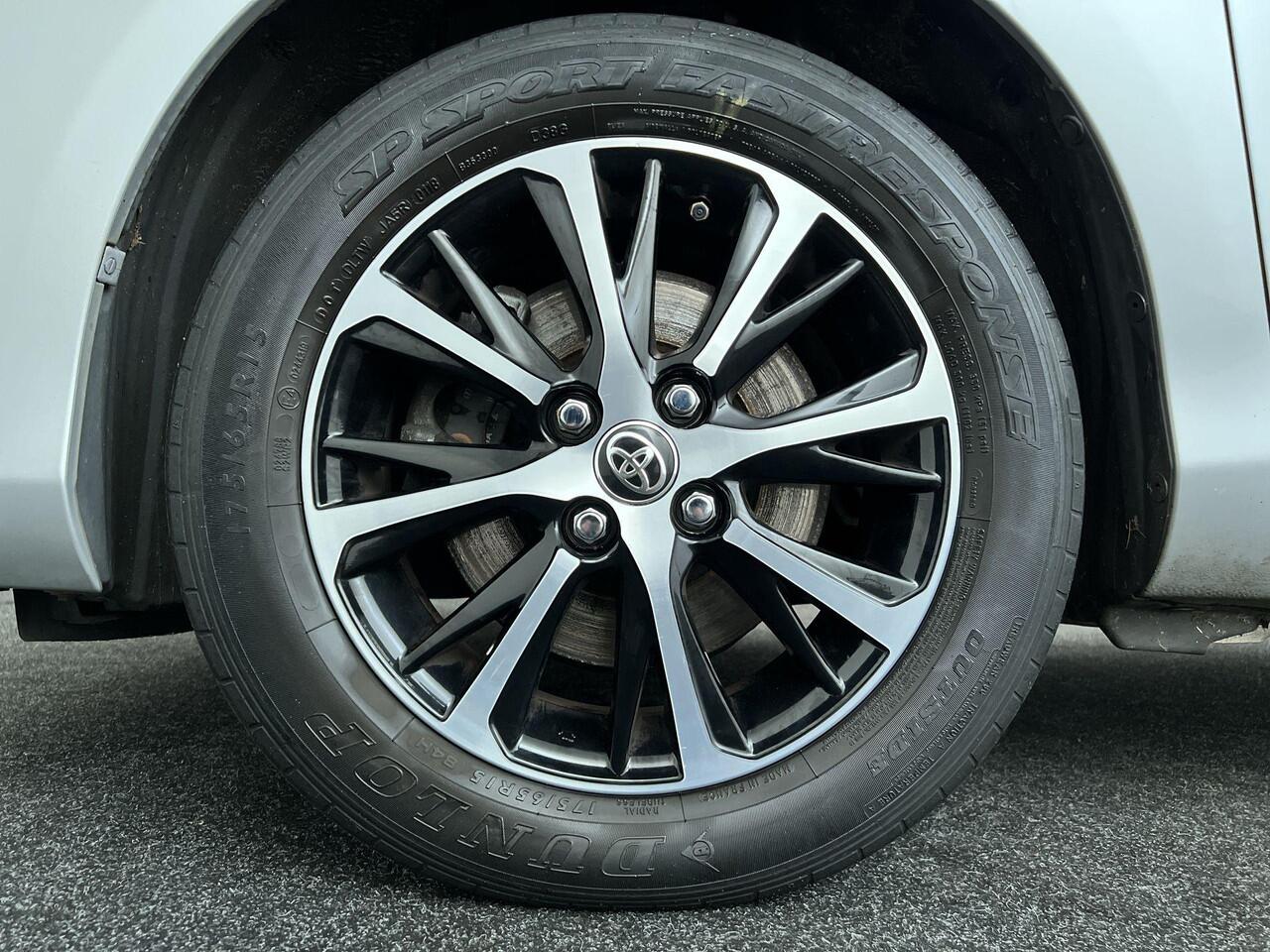 Toyota YARIS 1.5 Hybrid Aspiration | Stoelverwarming | Climate Control | Cruise Control