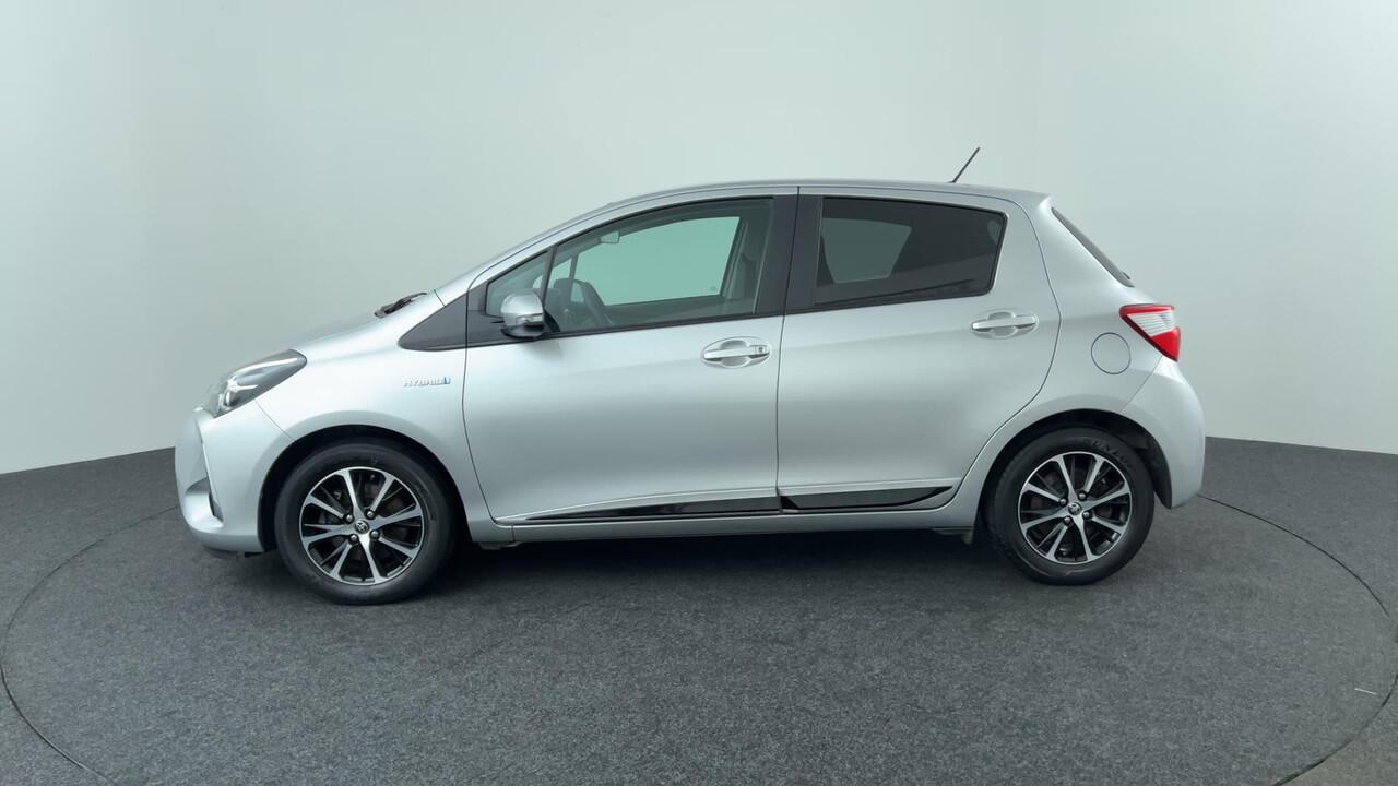 Toyota YARIS 1.5 Hybrid Aspiration | Stoelverwarming | Climate Control | Cruise Control