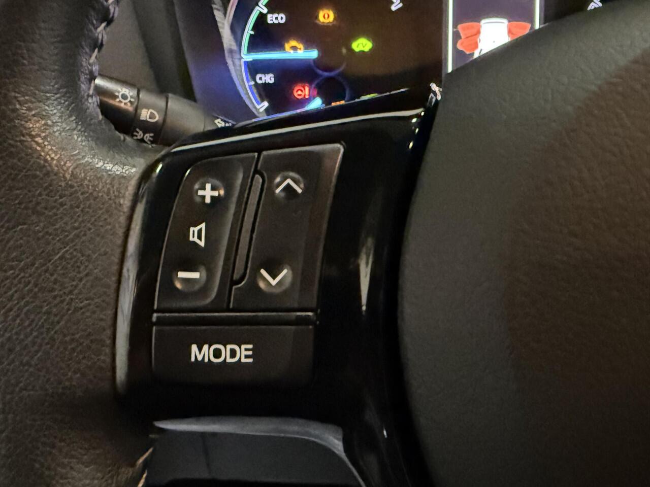 Toyota YARIS 1.5 Hybrid Aspiration | CAMERA | TRHK