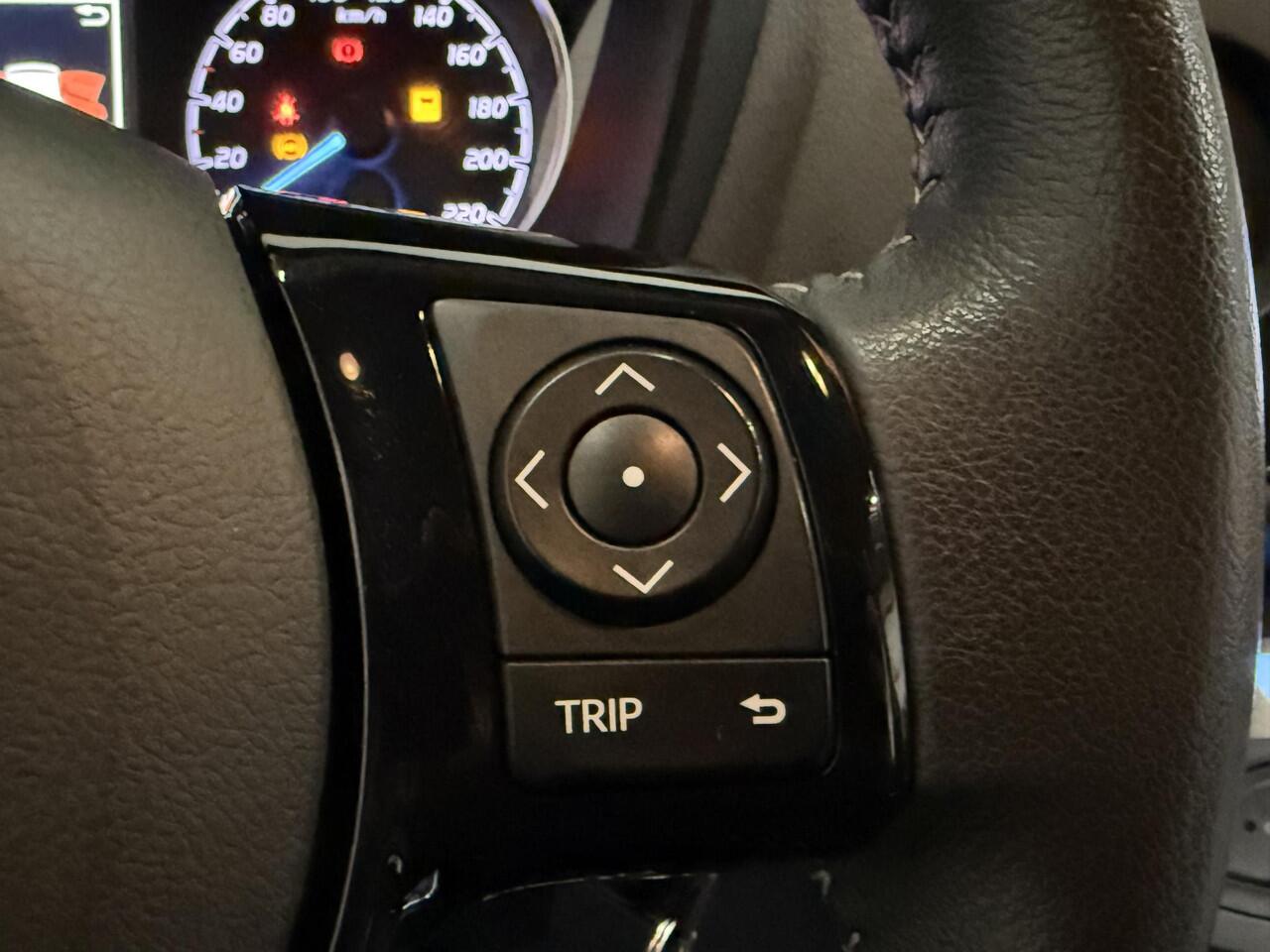 Toyota YARIS 1.5 Hybrid Aspiration | CAMERA | TRHK